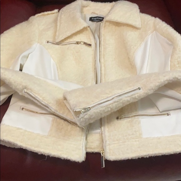 Never worn Bebe jacket - Picture 4 of 6